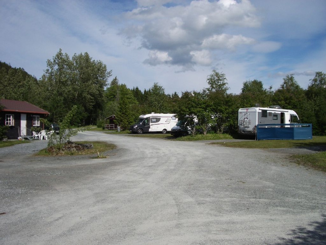  De plaatsen voor campers worden van elkaar gescheiden door hagen
