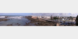 Blick von der Festung auf den Platz vor der Medina., Avenue Oqba Ibn Nafi, Essaouira, Marokko