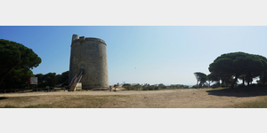 der Wachturm Torre del Tajo westlich von Barbate