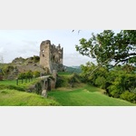 Ruine "Castle Rock" nahe der Ortschaft Saint-Remy-de-Blot., D109, 63440 Saint-Rmy-de-Blot, Frankreich