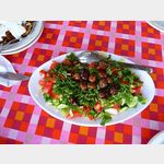 28 - Salatplatte auf Campingplatz Zeybek in Kapikiri