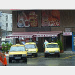 11 - Flucht vor Regen in ein Restaurant in Rize