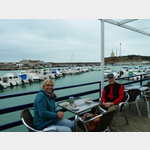Pause beim kleinen Restaurant des Hafens von Conil de la Frontera