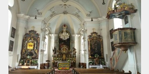 Innenausstattung der Kirche in Strobl