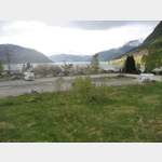 Parkplatz am Freizeitpark mit Blick auf den Hardanger Fjord