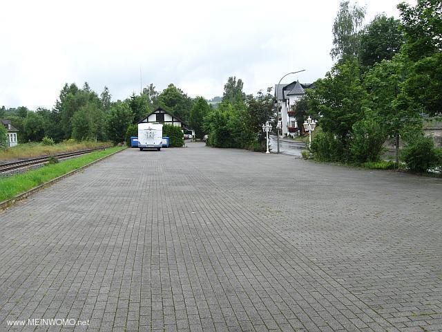 Parkplatz Landhotel Doerr (Juli 2012)