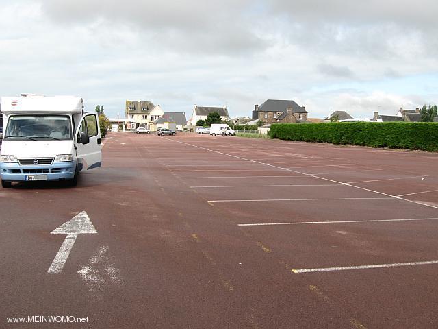  Creances Carrefour parking (september 2012)