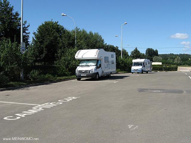  Beauvais, parking Saint-Quentin (Aot 2012)