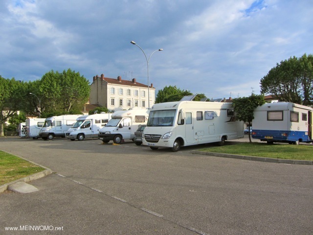  Mengen parkeren op parkeerplaats Vienne