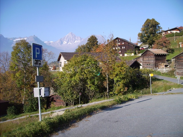 Stellplatz und Ausblick auf die Berner Alpen