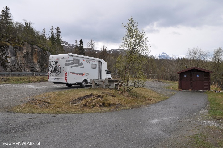  Area di sosta sulla E10 a Bjervik