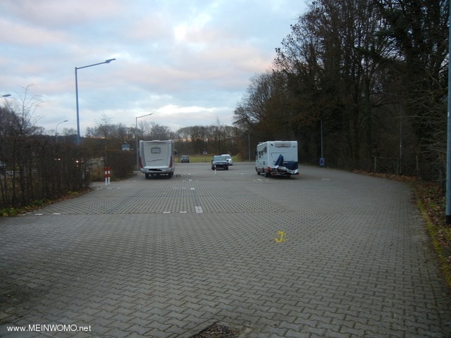  The square in front the cars and then the 4 places for camping cars