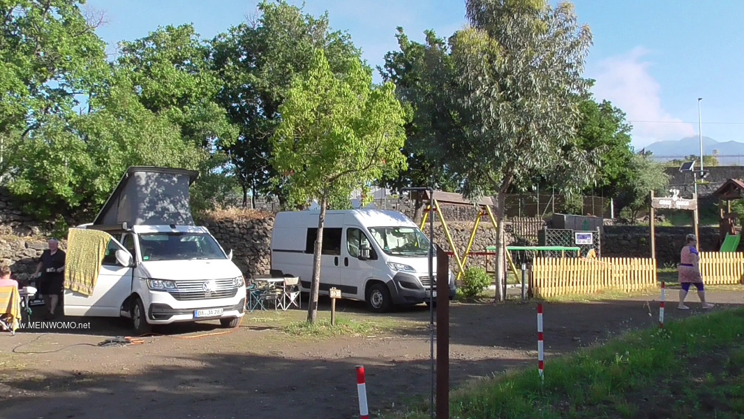 Well-managed parking space, which is a good starting point for tours to Etna@. on request there is a ...