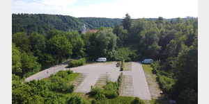 Pkw-Bus-Parkplatz Kloster Raitenhaslach