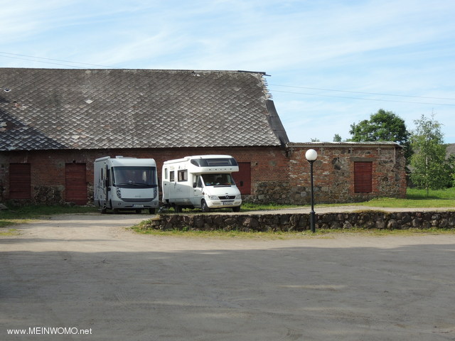  Parking at the barns at the castle wall