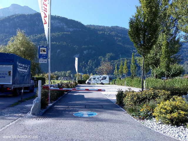  Pitch in front of the campsite in Brienz