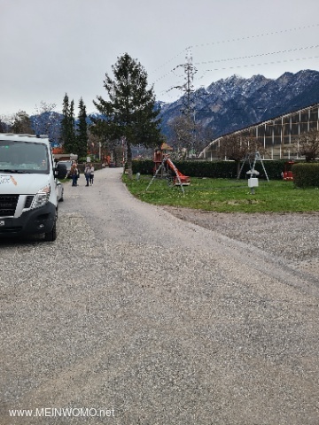 Blick vom Haupt weg auf den Campingplatz in Chur 