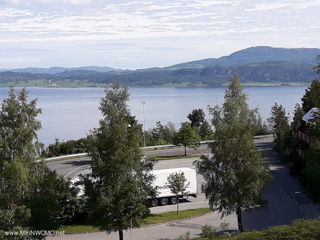Blick ber den Fjord vom oberen Platz