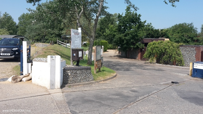  Entrance to the campsite