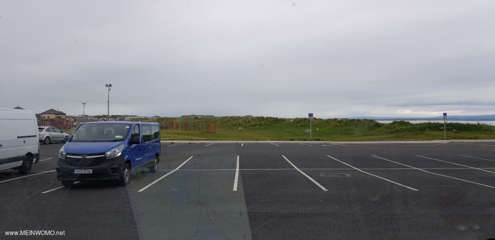  Car park Enniscrone Overnight stay free of charge