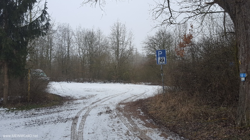  Entrance to the trail parking lot