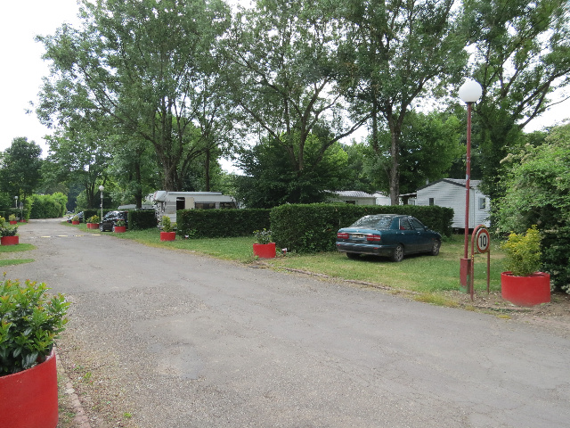 Camping Mulhouse Parzellen im vorderen Bereich