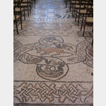 Mosaikboden in der Kirche