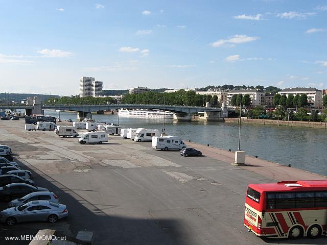  Rouen, le stationnement sur la Seine (Aot 2012)