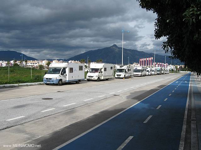  Own road parking for motorhomes?