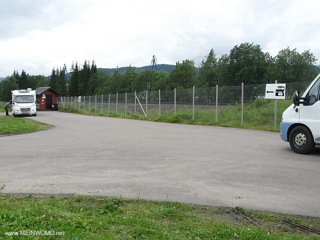  Waste disposal area with its own entrance (July 2013)