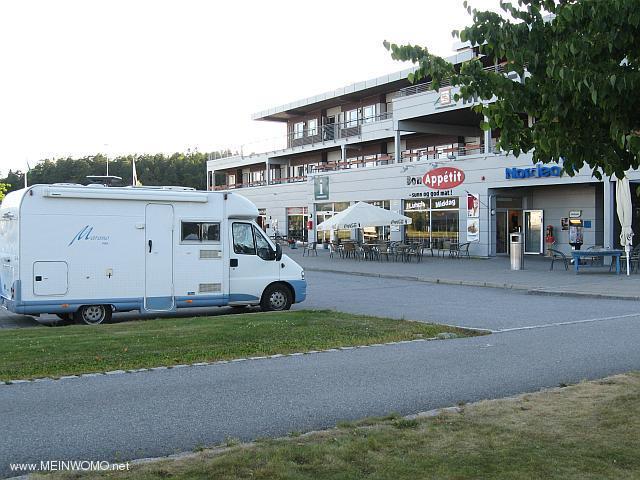  Parking in front of the Tourist Information Office (July 2013)