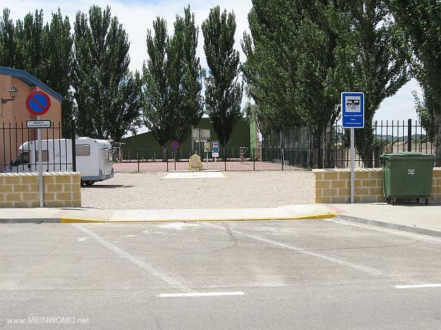  Entrance to the parking lot (June 2014)