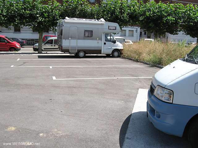  Only 2 more parking bays (July 2014)