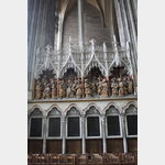 viele Reliefe beeindrucken in der Kathedrale