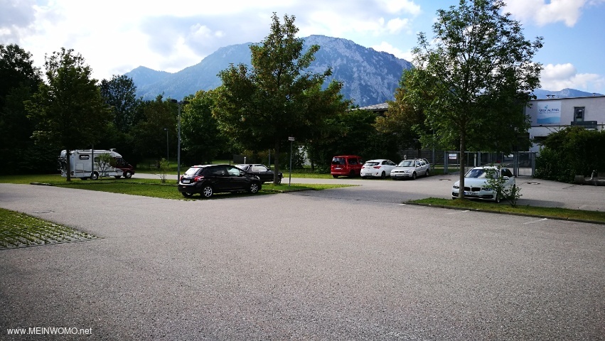  Parcheggio di fronte alla piscina - Paltzbersicht