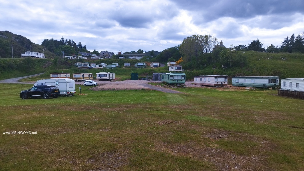    Emplacement Camping Bettyhill en arrire plan les mobil-homes    