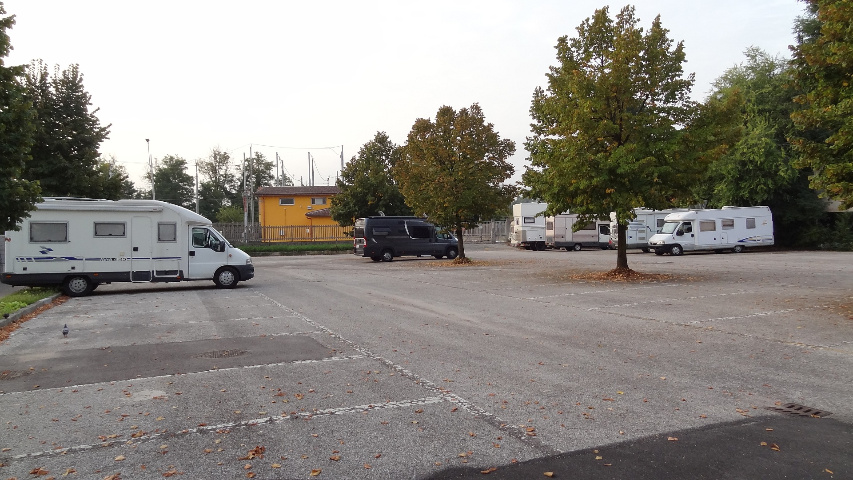 Vicenza, parcheggio allo stadio