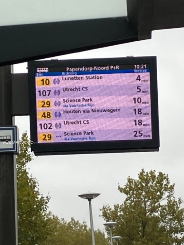 mit der Buslinie 102 oder 107 direkt an den Hauptbahnhof in Utrecht