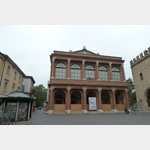 Teatro Aminitore Galli, Piazza Cavour 