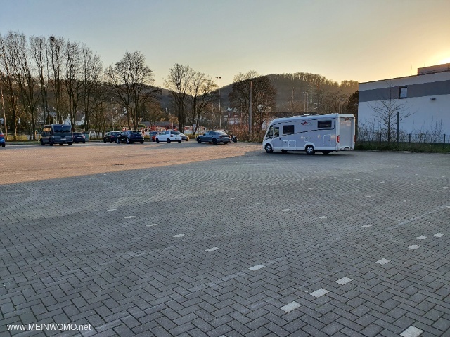 Parking lot, good for overnight stays
