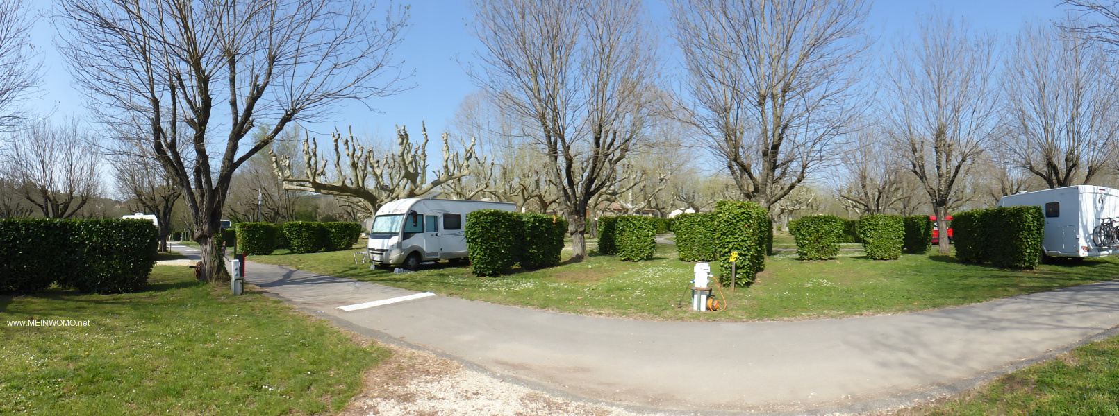 The campsite is close to the main road and bridge, so the closer pitches in the entrance area are no ...