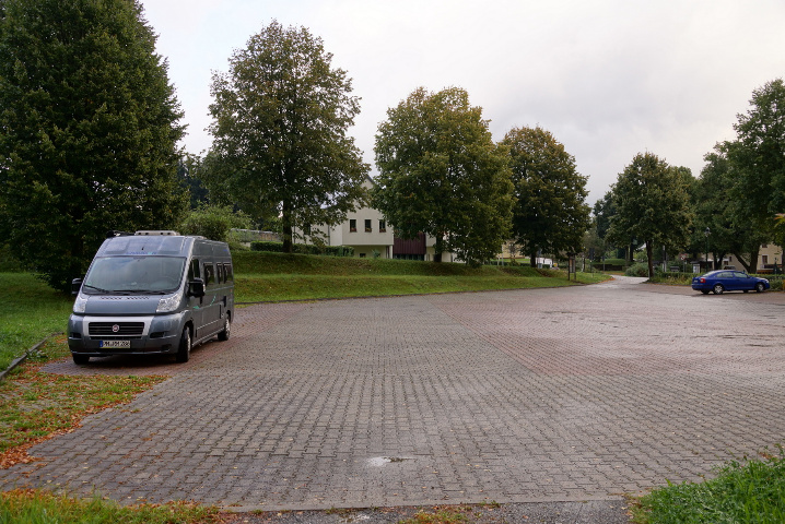  Parking to stay in Hinterhermsdorf