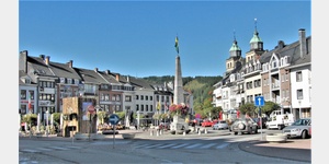 Obelisk auf der Place Albert I 82010)