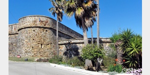 Castillo de la Duquesa, Auenansicht (2014)