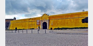 Eingang zur Festung (2015)