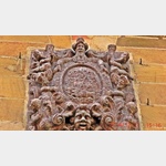 Wappen am Rathaus von Bermeo