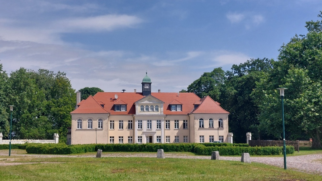 Casa solariega de Sommersdorf a la entrada del aparcamiento