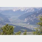 Blick vom Patscher Kofel ins Inntal, Richtung Oberland, Kematen- Zirl mit der Martinswand im Hintergrund