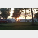 Campingplatz vor Sonnenuntergang