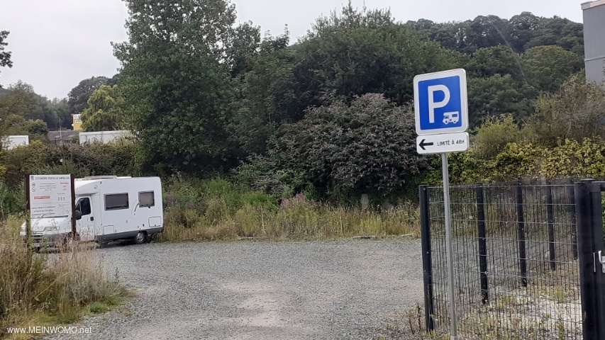 Einfahrt zum Stellplatz